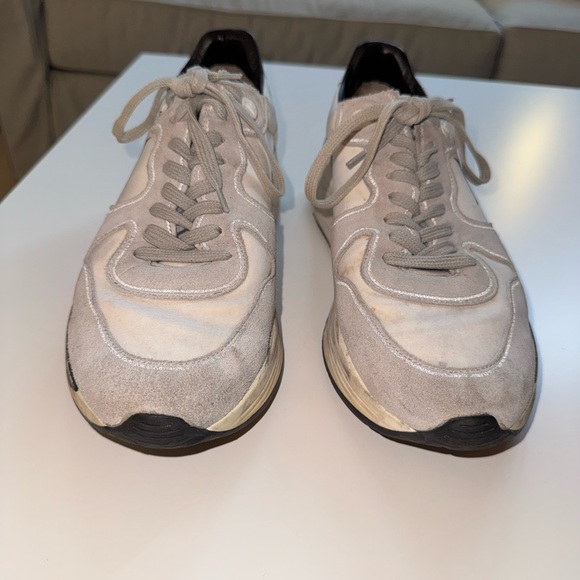 Men’s Golden Goose Running Shoe
European Size 42 (U.S Size 9) - Picture 2 of 6